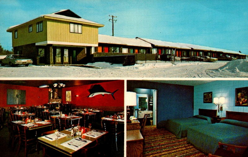 Donelli Motel Lounge and Dining - Vintage Postcard (newer photo)
